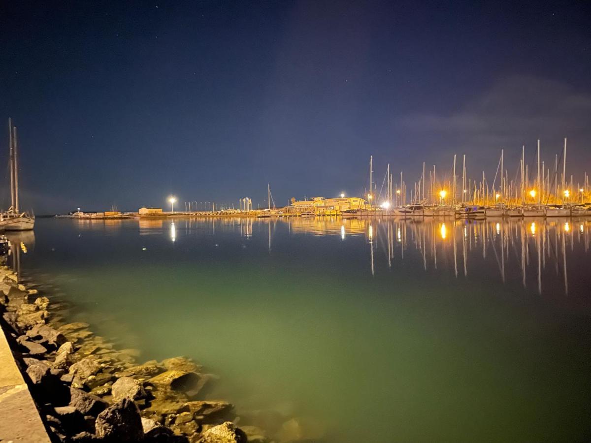 Studio Face A La Mer 4 Couchages - Gratuits Piscine Tennis Et Un Parking Prive Rare Et Tres Utile - Vue Magnifique Sur La Mer - Agreable En Toutes Saisons Ile Des Pecheurs - La Brigantine - Emplacement Et Vue Rares Au Cap D'Agde Exterior photo